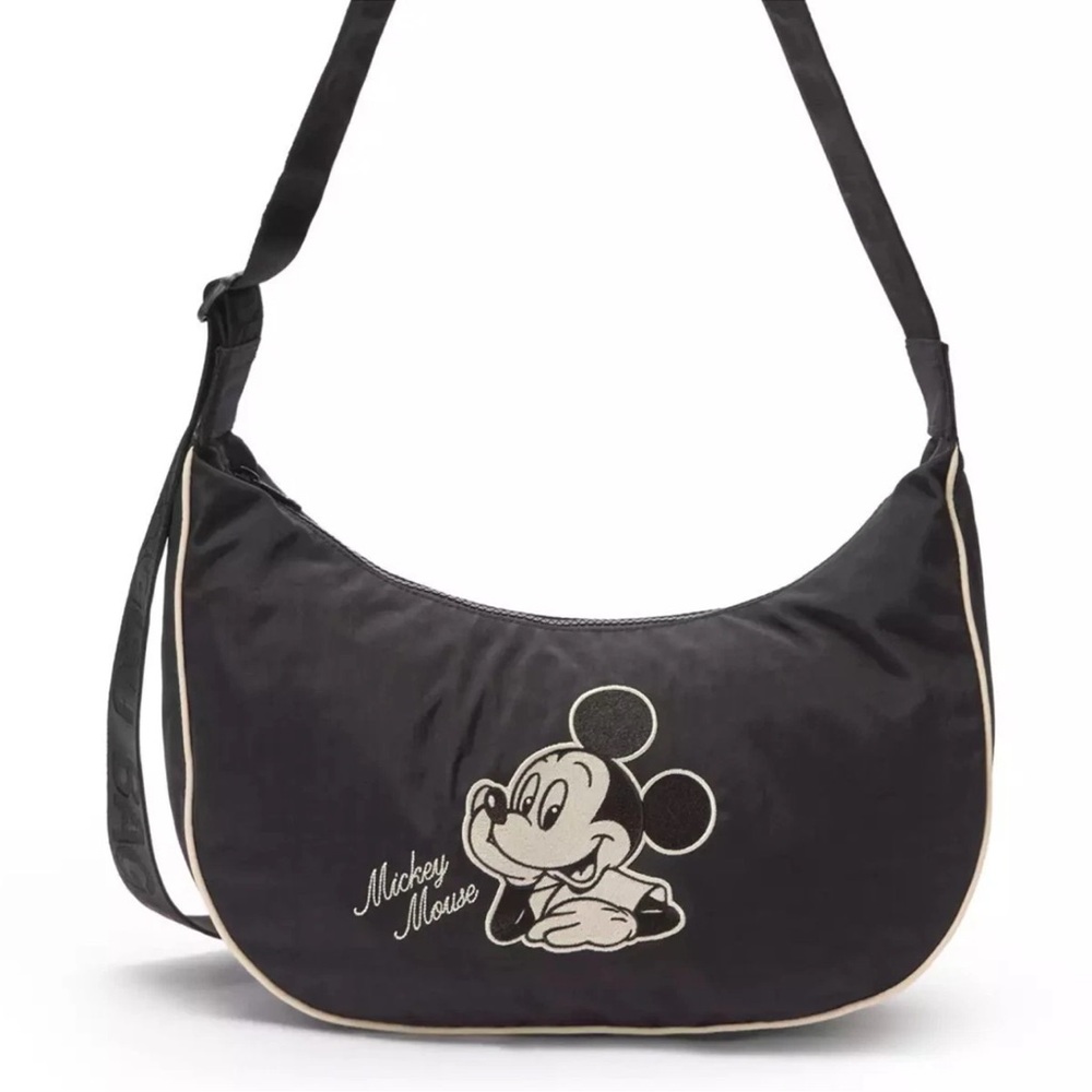 BAGGU Mickey Mouse Medium Nylon Crescent Bag Disney Store Exclusive NWT